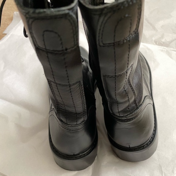 Super cool boots - Picture 5 of 6